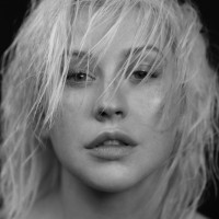 Christina Aguilera - Fall in Line (feat. Demi Lovato)